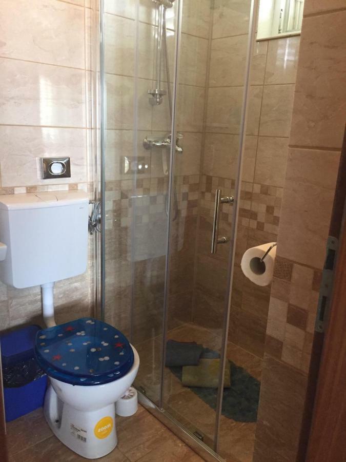 Apartmani Atila Damir Omiš Exterior foto